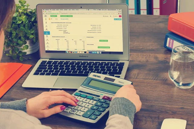 bookkeeping, accounting, taxes, settlement, calculator, money, business, finance, billing, documents, office, desk, secretariat, macbook, binder, folders, bookkeeping, bookkeeping, bookkeeping, accounting, accounting, accounting, accounting, accounting, taxes, calculator, money, money, money, finance, finance, finance, finance, billing. Bookkeeper Reconciliation Checklist: Month-End Close Without the Chaos