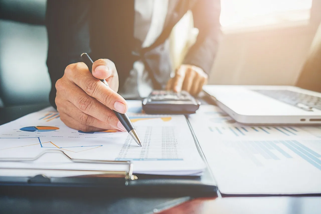 finance, accounting, tax, tax deduction, bookkeeping, accounting, accounting, accounting, tax, bookkeeping, bookkeeping, bookkeeping, bookkeeping, bookkeeping. Bookkeeper vs employee for a bookkeeping firm: the trial task that settles it
