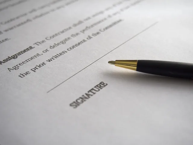 business, signature, contract, document, deal, paperwork, hand, ready, to write, ok, signature, signature, contract, contract, contract, contract, contract, paperwork, paperwork. A bookkeeping firm quote that wins work: template and worked prices